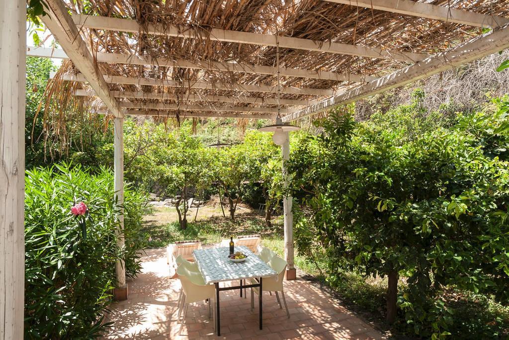 Apartamento Come In Sicily La Pietra Monaca Acireale Habitación foto